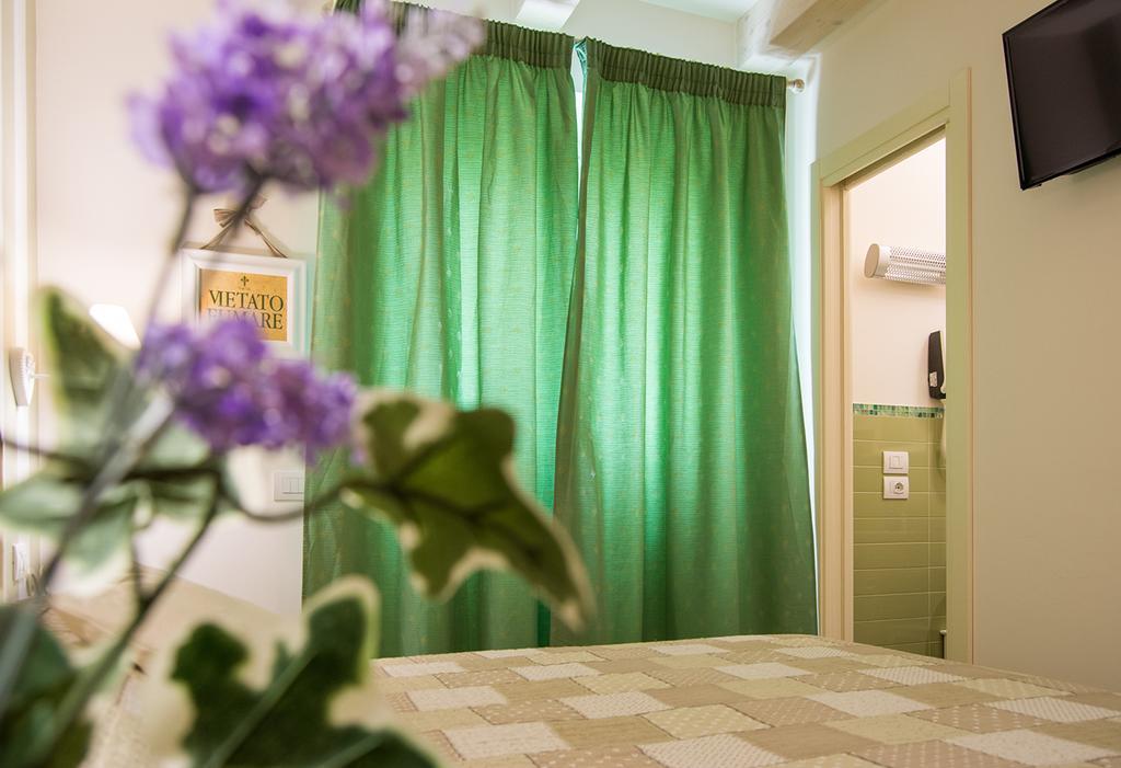 Il Giglio Verde ปอร์โต ซันเตลปีดิโอ ห้อง รูปภาพ
